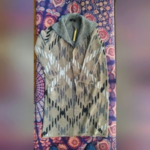 Long, open cardigan Joseph A. sweater. NWT